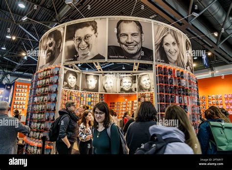  De Leipzig Book Fair: Een Literair Tornados van Verzet en Vrijheid